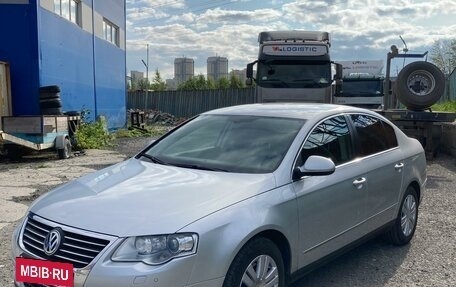 Volkswagen Passat B6, 2010 год, 880 000 рублей, 2 фотография