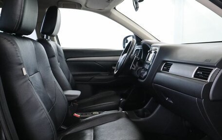 Mitsubishi Outlander III рестайлинг 3, 2013 год, 1 350 000 рублей, 13 фотография