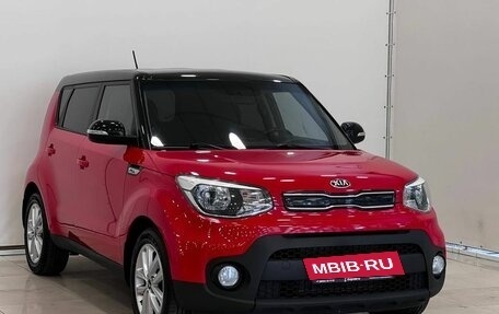 KIA Soul II рестайлинг, 2018 год, 1 745 000 рублей, 2 фотография