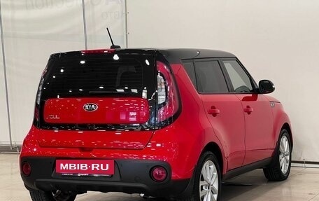 KIA Soul II рестайлинг, 2018 год, 1 745 000 рублей, 5 фотография