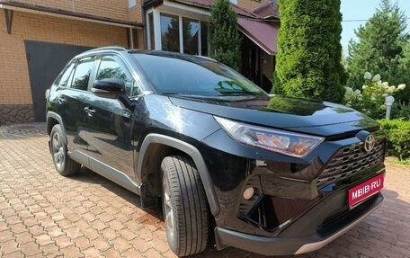 Toyota RAV4, 2019 год, 4 100 000 рублей, 1 фотография