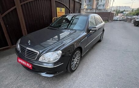 Mercedes-Benz S-Класс, 2005 год, 1 000 050 рублей, 1 фотография