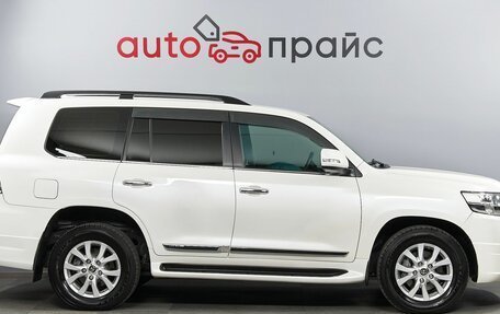 Toyota Land Cruiser 200, 2015 год, 5 999 000 рублей, 8 фотография