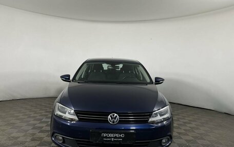 Volkswagen Jetta VI, 2011 год, 950 000 рублей, 2 фотография