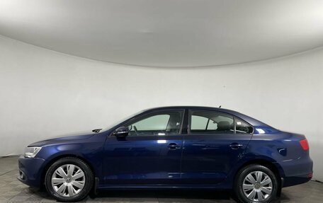 Volkswagen Jetta VI, 2011 год, 950 000 рублей, 5 фотография