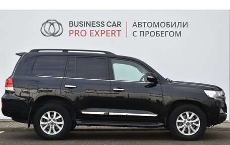 Toyota Land Cruiser 200, 2016 год, 5 950 000 рублей, 4 фотография