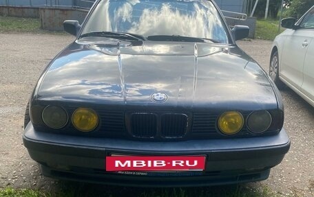 BMW 5 серия, 1990 год, 450 000 рублей, 2 фотография