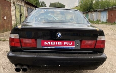 BMW 5 серия, 1990 год, 450 000 рублей, 8 фотография