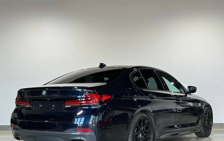 BMW 5 серия, 2021 год, 6 090 000 рублей, 8 фотография