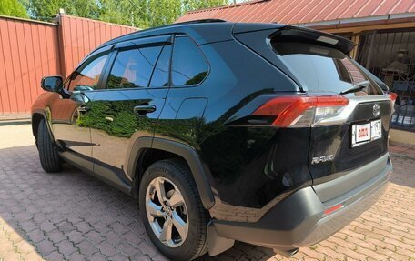 Toyota RAV4, 2019 год, 4 100 000 рублей, 4 фотография