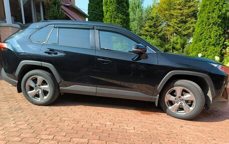 Toyota RAV4, 2019 год, 4 100 000 рублей, 7 фотография