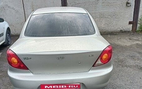 KIA Rio II, 2001 год, 300 000 рублей, 2 фотография