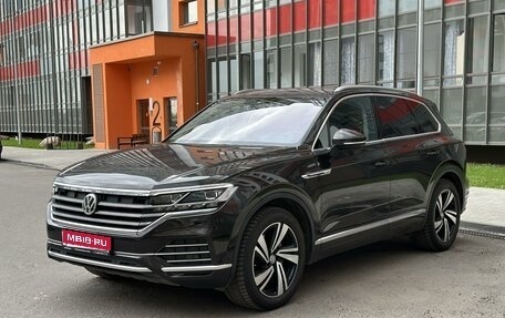 Volkswagen Touareg III, 2019 год, 6 100 000 рублей, 1 фотография