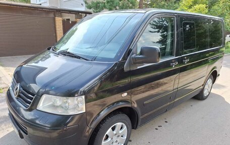 Volkswagen Multivan T5, 2009 год, 1 949 000 рублей, 1 фотография