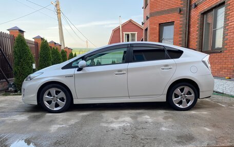 Toyota Prius, 2010 год, 1 115 000 рублей, 4 фотография