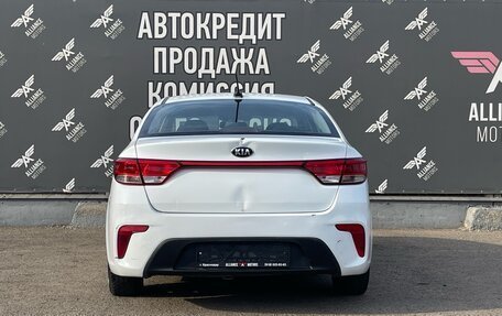 KIA Rio IV, 2018 год, 865 000 рублей, 6 фотография