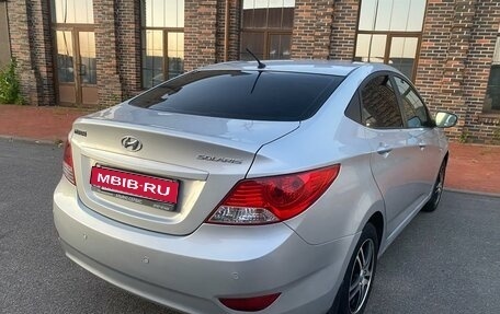 Hyundai Solaris II рестайлинг, 2013 год, 770 000 рублей, 2 фотография