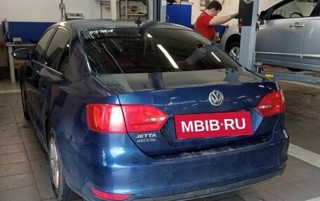 Volkswagen Jetta VI, 2014 год, 670 000 рублей, 4 фотография