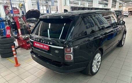 Land Rover Range Rover IV рестайлинг, 2018 год, 7 797 000 рублей, 3 фотография