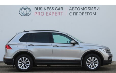 Volkswagen Tiguan II, 2021 год, 2 990 000 рублей, 6 фотография