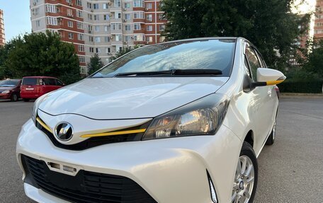 Toyota Vitz, 2015 год, 1 150 000 рублей, 1 фотография