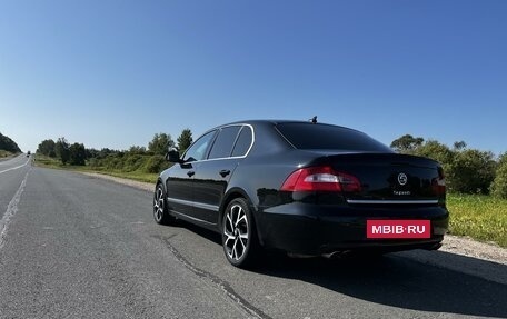 Skoda Superb III рестайлинг, 2012 год, 999 990 рублей, 7 фотография