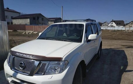 Nissan Pathfinder, 2011 год, 2 300 000 рублей, 4 фотография