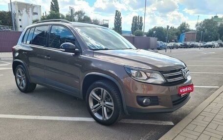 Volkswagen Tiguan I, 2016 год, 2 500 000 рублей, 3 фотография