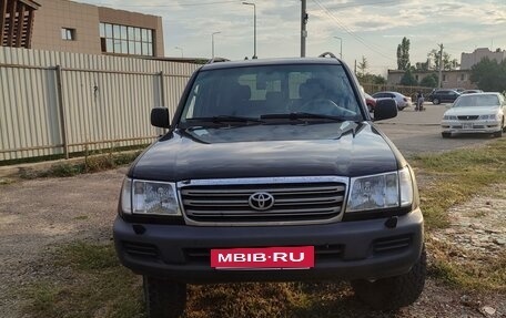 Toyota Land Cruiser 100 рестайлинг 2, 2003 год, 1 850 000 рублей, 2 фотография