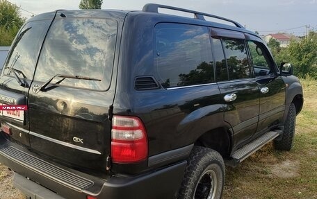 Toyota Land Cruiser 100 рестайлинг 2, 2003 год, 1 850 000 рублей, 5 фотография