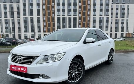 Toyota Camry, 2013 год, 1 620 000 рублей, 1 фотография