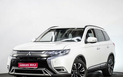 Mitsubishi Outlander III рестайлинг 3, 2021 год, 2 799 000 рублей, 1 фотография