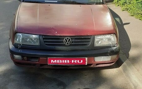 Volkswagen Vento, 1996 год, 85 000 рублей, 1 фотография