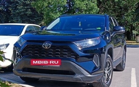 Toyota RAV4, 2018 год, 2 850 000 рублей, 4 фотография