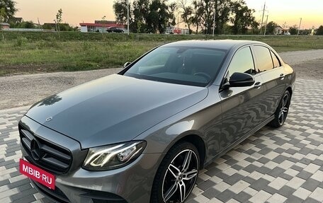 Mercedes-Benz E-Класс, 2017 год, 3 250 000 рублей, 3 фотография