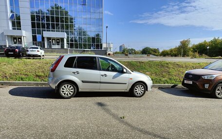 Ford Fiesta, 2008 год, 530 000 рублей, 3 фотография