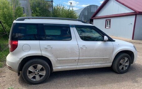 Skoda Yeti I рестайлинг, 2014 год, 1 350 000 рублей, 3 фотография