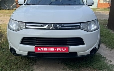 Mitsubishi Outlander III рестайлинг 3, 2013 год, 1 750 000 рублей, 1 фотография