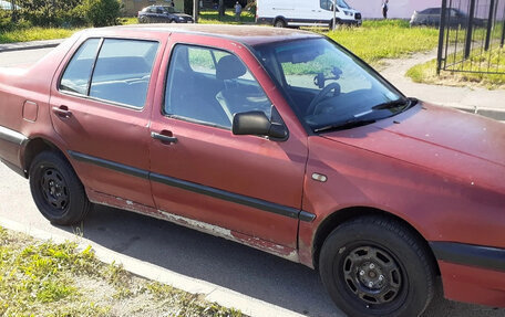 Volkswagen Vento, 1996 год, 85 000 рублей, 4 фотография