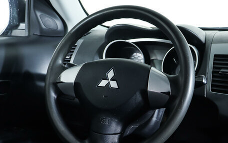 Mitsubishi Outlander III рестайлинг 3, 2008 год, 1 098 000 рублей, 17 фотография