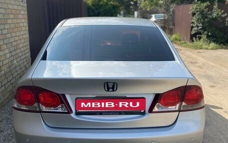 Honda Civic VIII, 2011 год, 900 000 рублей, 3 фотография