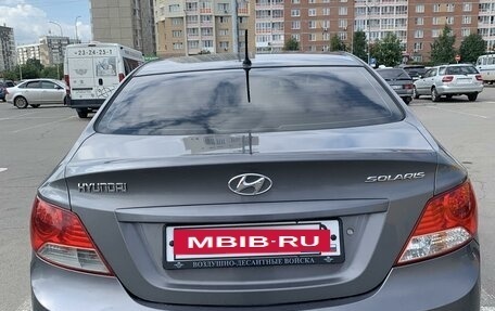 Hyundai Solaris II рестайлинг, 2012 год, 1 000 000 рублей, 4 фотография