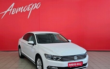 Volkswagen Passat B8 рестайлинг, 2016 год, 1 695 000 рублей, 7 фотография