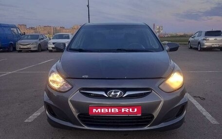 Hyundai Solaris II рестайлинг, 2012 год, 520 000 рублей, 1 фотография