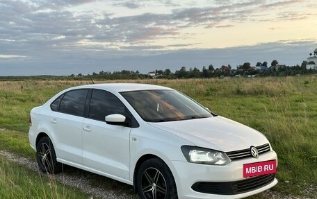 Volkswagen Polo VI (EU Market), 2013 год, 780 000 рублей, 2 фотография