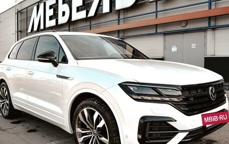 Volkswagen Touareg III, 2022 год, 9 150 000 рублей, 2 фотография