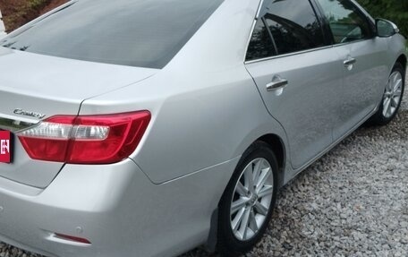 Toyota Camry, 2011 год, 1 860 000 рублей, 6 фотография