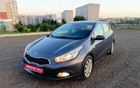 KIA cee'd III, 2012 год, 1 075 000 рублей, 2 фотография