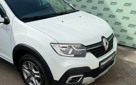 Renault Logan II, 2019 год, 1 095 000 рублей, 10 фотография