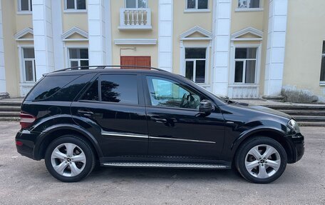 Mercedes-Benz M-Класс, 2009 год, 1 740 000 рублей, 3 фотография